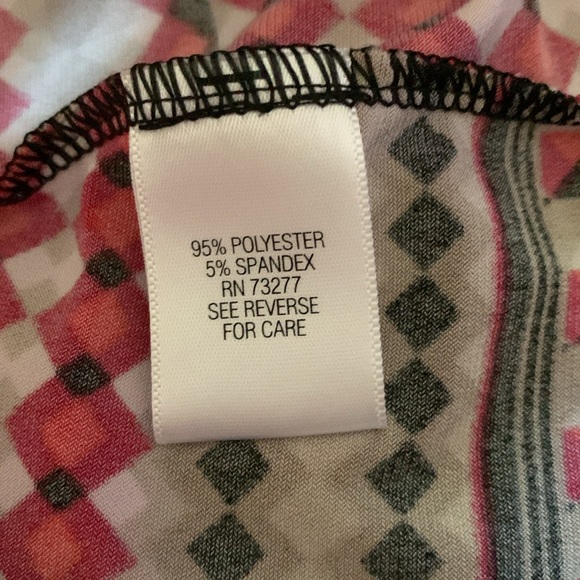 Dana Buchman sleeveless V neck top.  Size XL.  Like new! - Picture 4 of 4